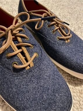 Keds Women's Navy Blue Felt Sneakers with Tan Laces